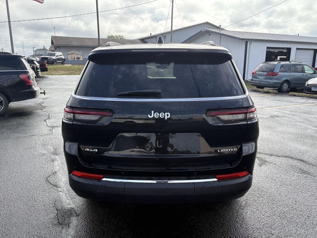 used 2024 Jeep Grand Cherokee L car, priced at $33,400