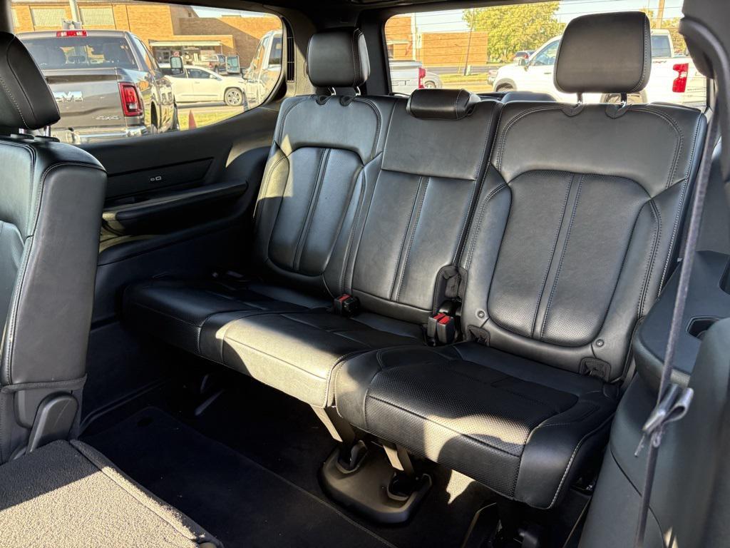 used 2023 Jeep Wagoneer car, priced at $46,300