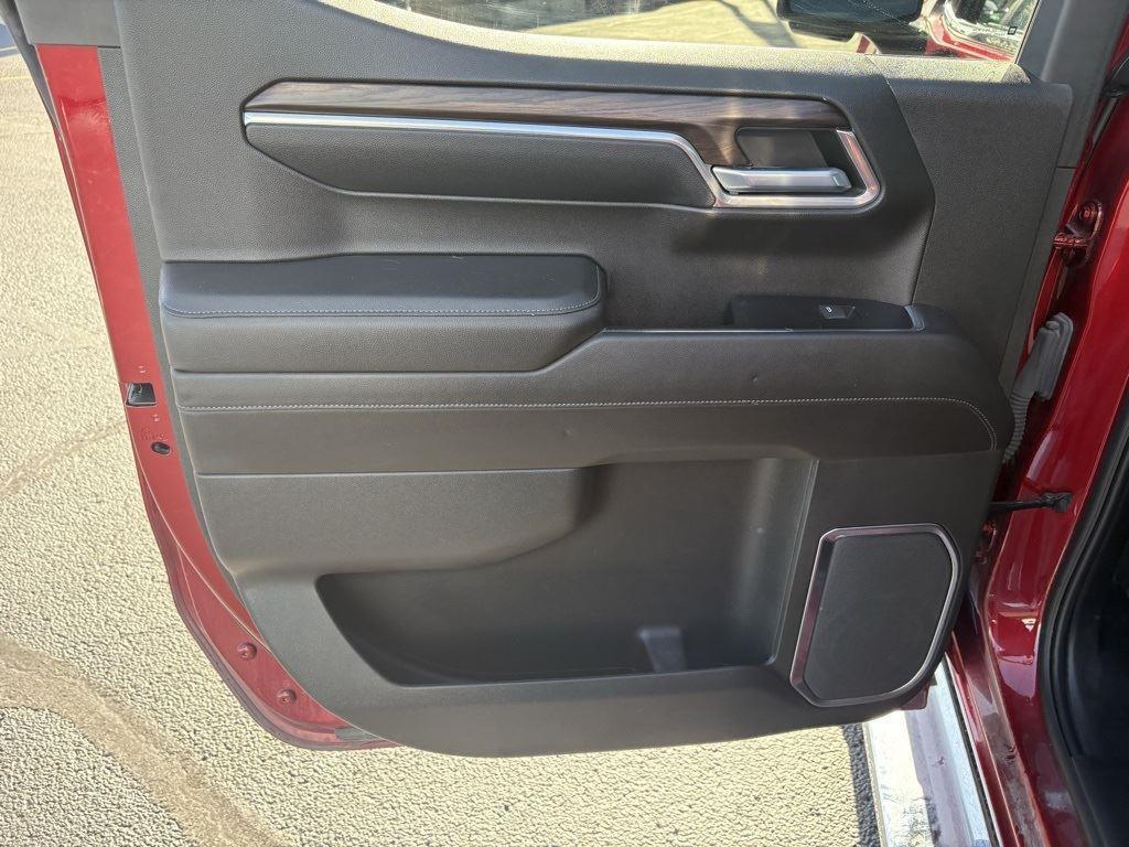 used 2022 GMC Sierra 1500 car, priced at $40,400