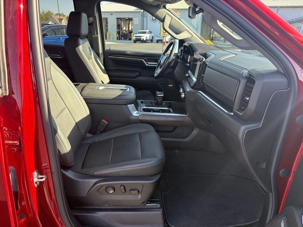 used 2022 GMC Sierra 1500 car, priced at $40,400