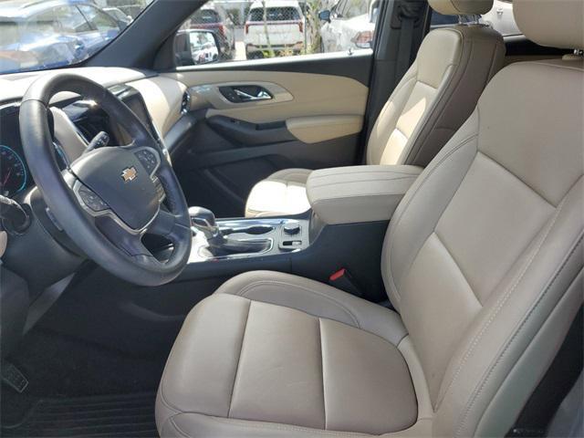 used 2023 Chevrolet Traverse car, priced at $32,910