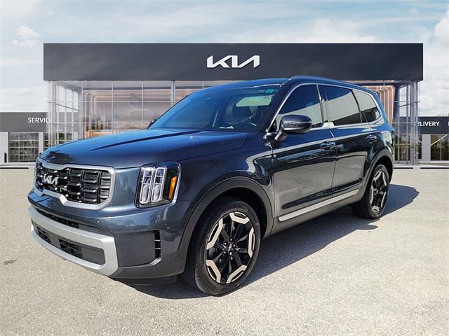 used 2024 Kia Telluride car, priced at $32,990