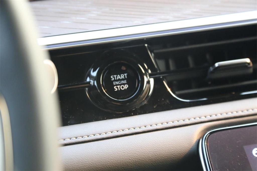 new 2025 INFINITI QX80 car, priced at $112,590
