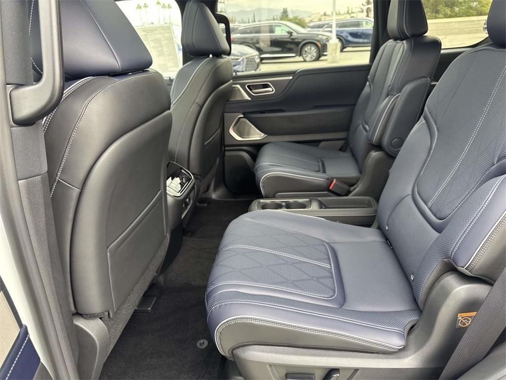 new 2026 INFINITI QX80 car, priced at $106,320