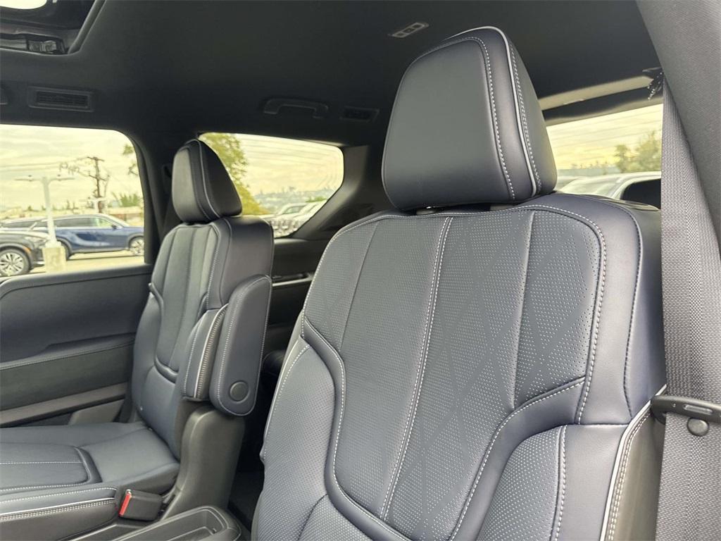 new 2026 INFINITI QX80 car, priced at $106,320