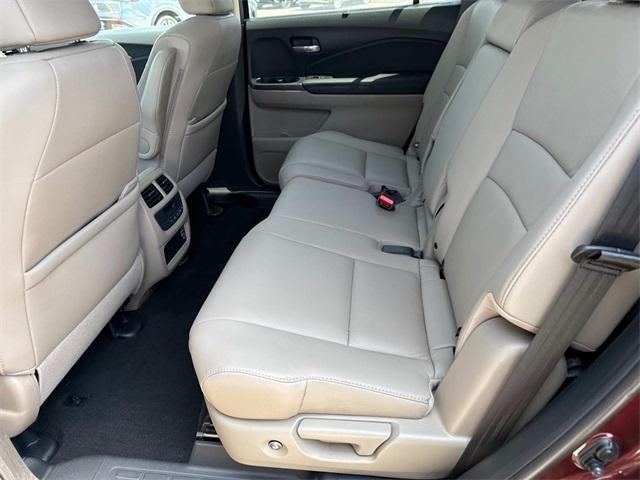 used 2022 Honda Pilot car, priced at $34,987
