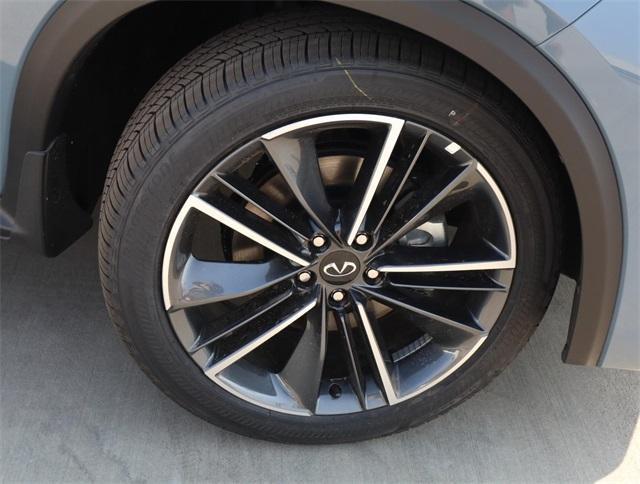 new 2025 INFINITI QX55 car, priced at $52,780