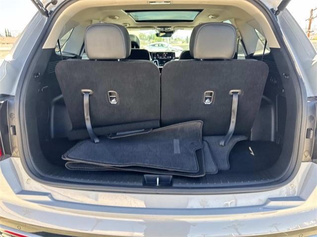 used 2022 Kia Sorento car, priced at $32,987
