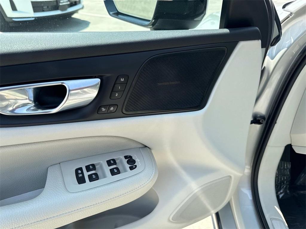 used 2022 Volvo S60 car, priced at $26,987