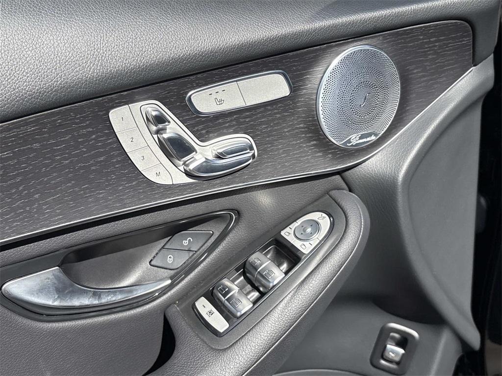 used 2020 Mercedes-Benz GLC 300 car, priced at $23,987