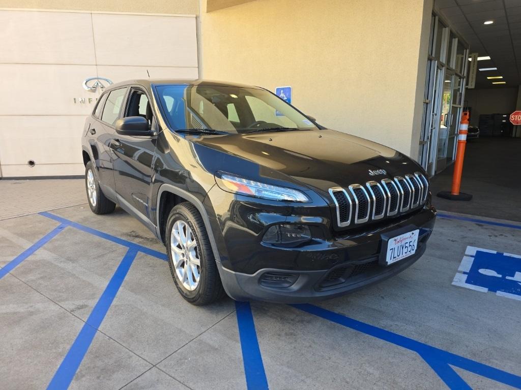 used 2015 Jeep Cherokee car, priced at $12,987