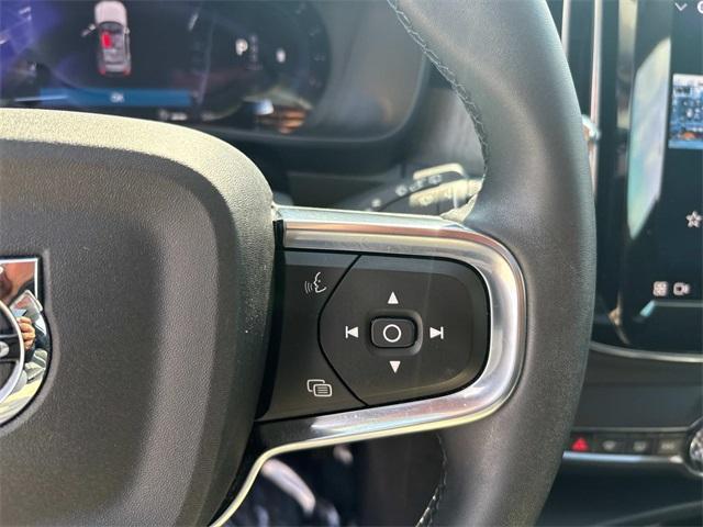 used 2023 Volvo XC40 car, priced at $29,987