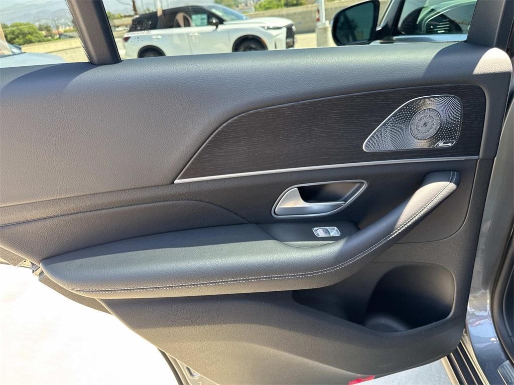 used 2023 Mercedes-Benz GLE 350 car, priced at $45,987