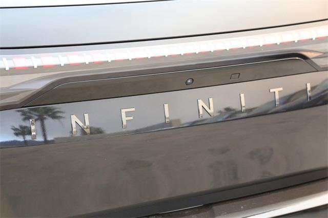 new 2025 INFINITI QX80 car, priced at $112,590