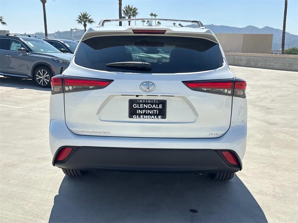 used 2023 Toyota Highlander car, priced at $36,697