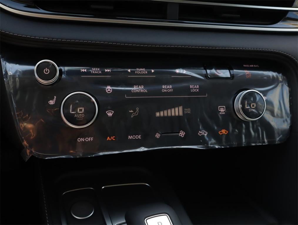 new 2025 INFINITI QX60 car, priced at $51,550