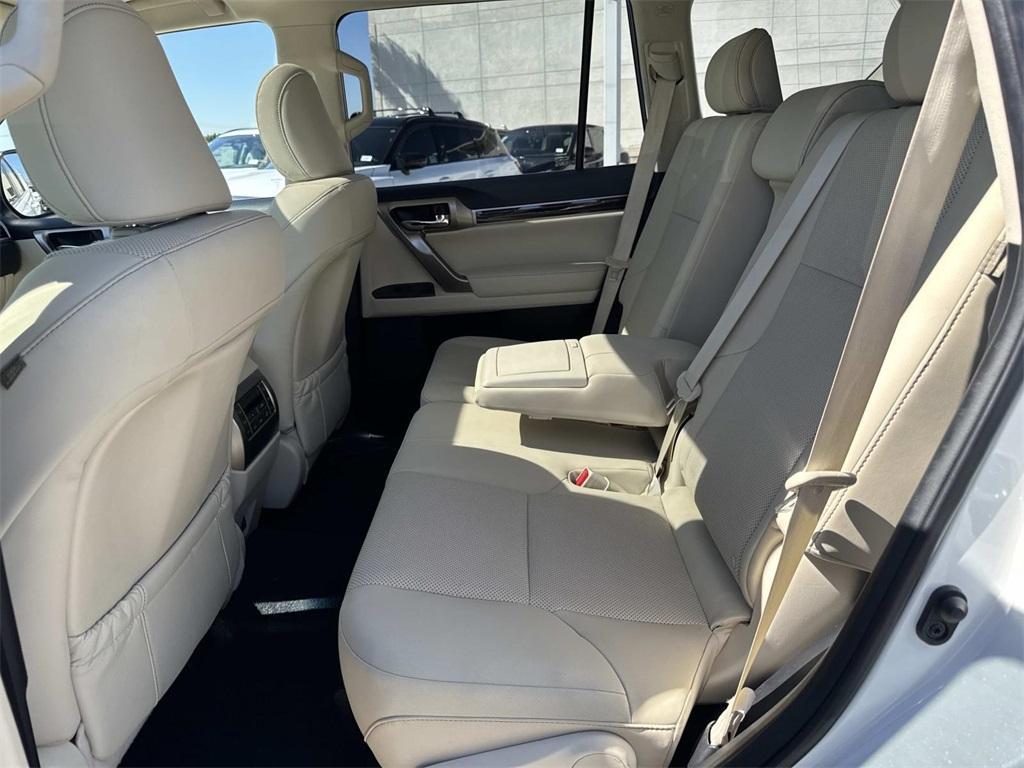 used 2021 Lexus GX 460 car, priced at $45,497