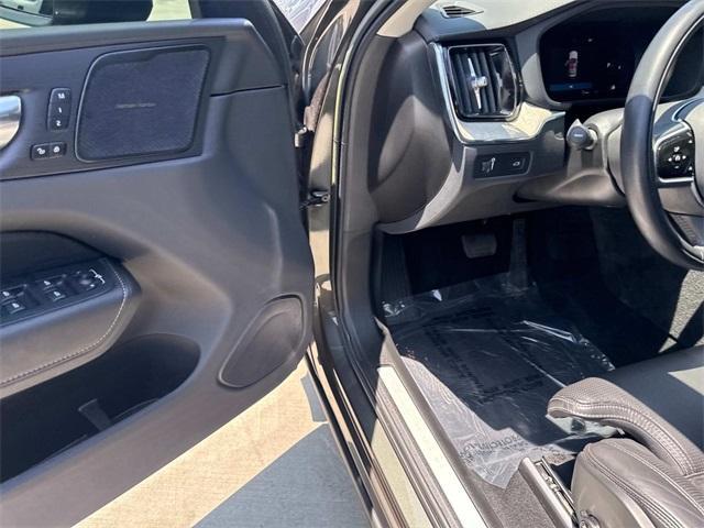 used 2022 Volvo XC60 car, priced at $41,987