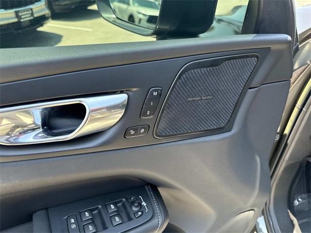 used 2022 Volvo XC60 car, priced at $41,987