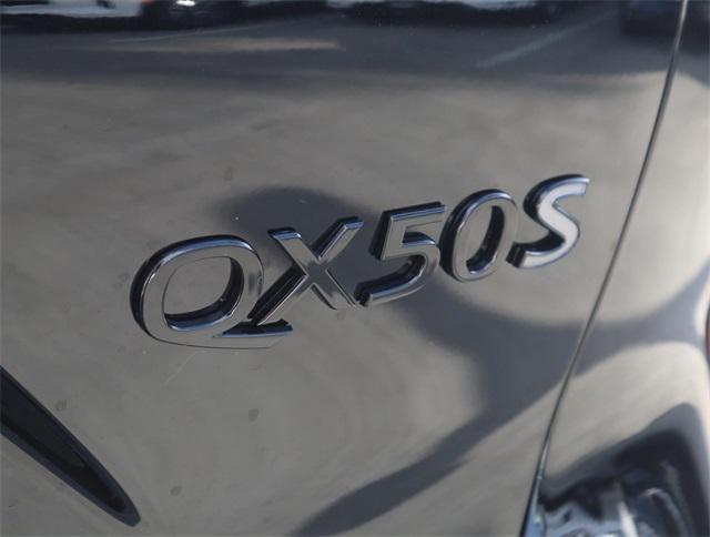new 2025 INFINITI QX50 car, priced at $53,270