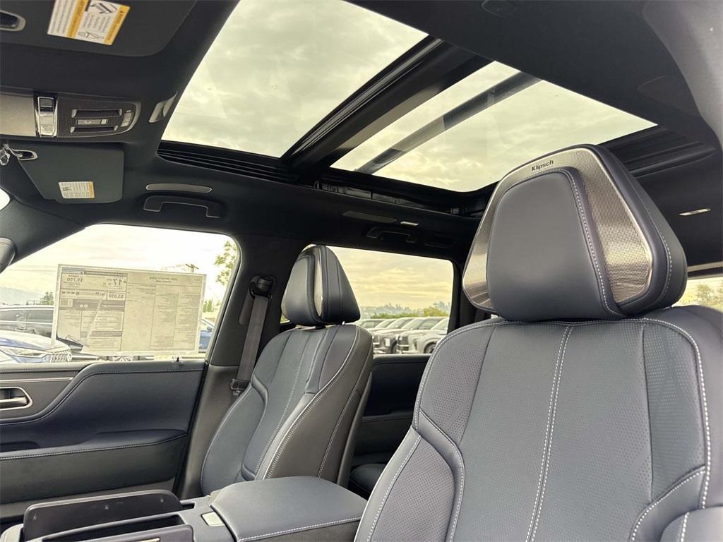 new 2026 INFINITI QX80 car, priced at $106,525