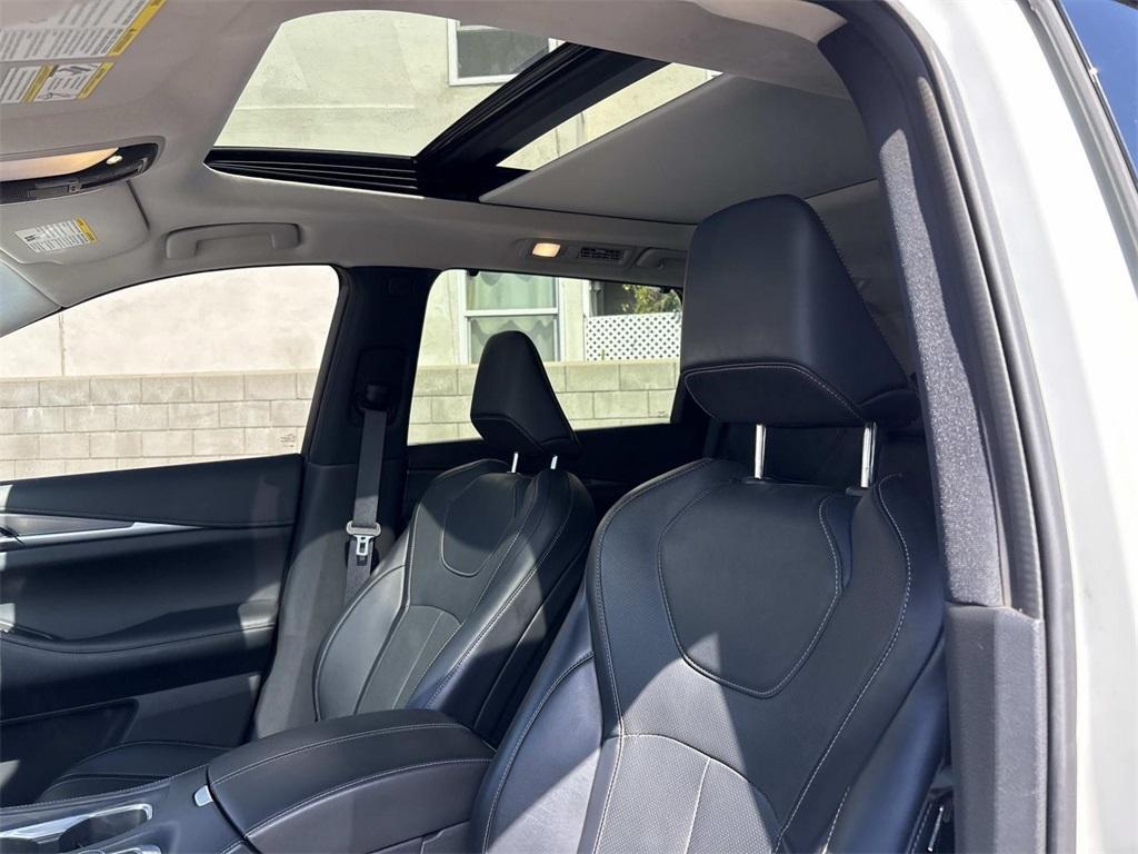 used 2023 INFINITI QX60 car, priced at $38,987