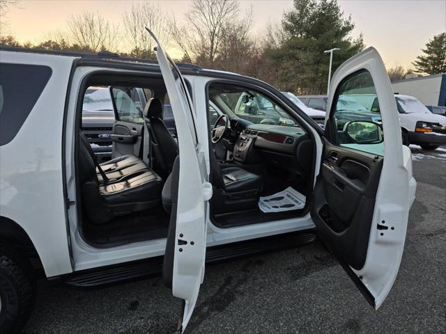 used 2014 GMC Yukon car, priced at $14,950