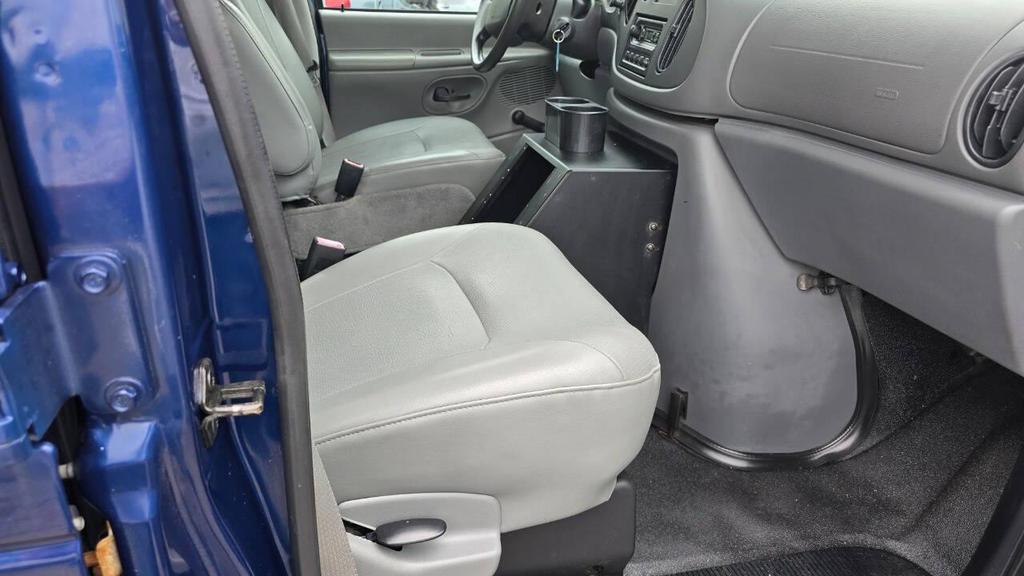 used 2008 Ford E350 Super Duty car, priced at $10,950