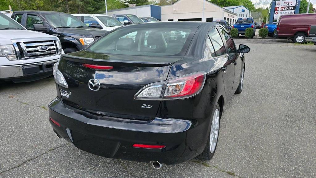 used 2011 Mazda Mazda3 car, priced at $8,900