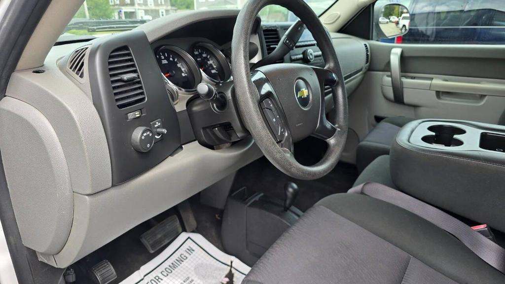 used 2013 Chevrolet Silverado 2500 car, priced at $17,950