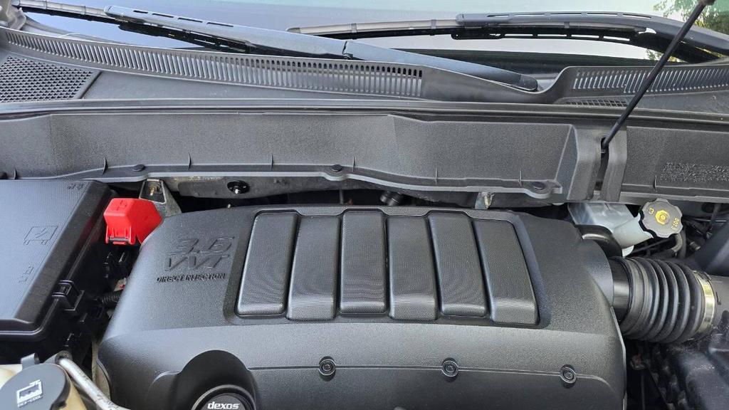 used 2012 Chevrolet Traverse car, priced at $9,500