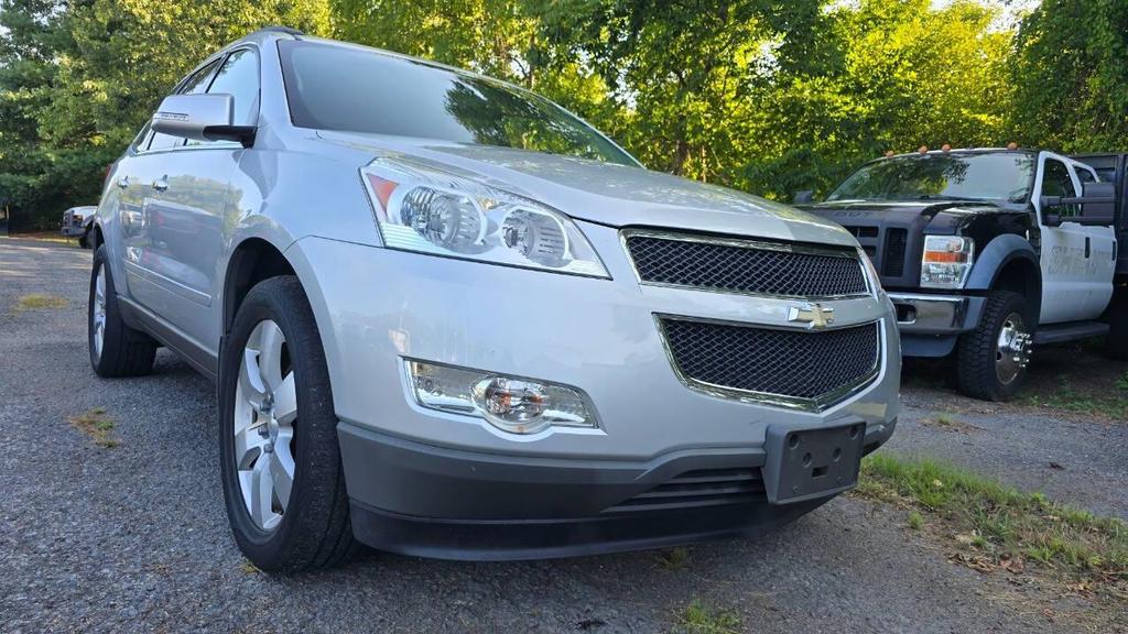 used 2012 Chevrolet Traverse car, priced at $9,500