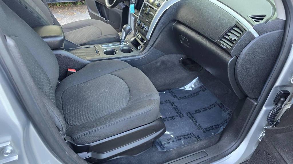 used 2012 Chevrolet Traverse car, priced at $9,500