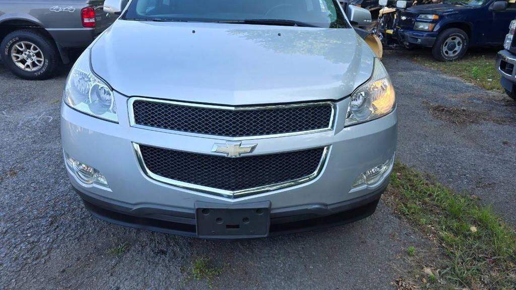 used 2012 Chevrolet Traverse car, priced at $9,500