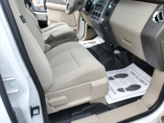 used 2014 Ford Expedition car, priced at $11,500