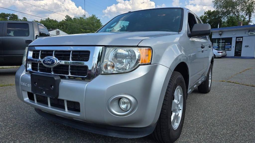 used 2012 Ford Escape car, priced at $7,500