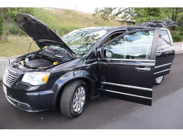 used 2016 Chrysler Town & Country car, priced at $7,999