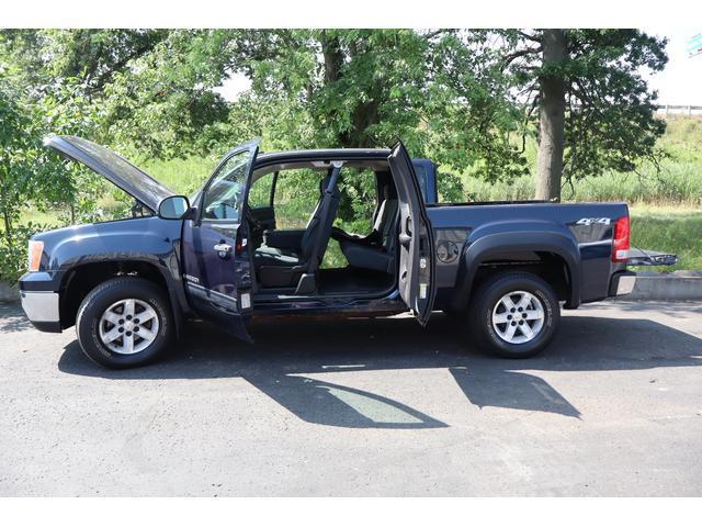 used 2007 GMC Sierra 1500 car, priced at $7,999