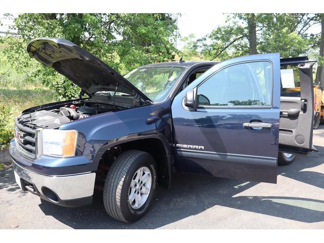 used 2007 GMC Sierra 1500 car, priced at $7,999