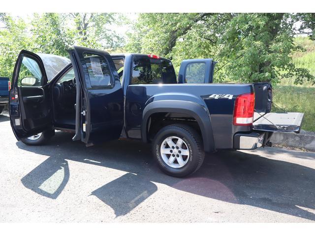 used 2007 GMC Sierra 1500 car, priced at $7,999