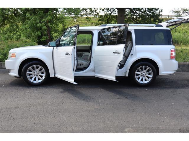 used 2009 Ford Flex car, priced at $4,499