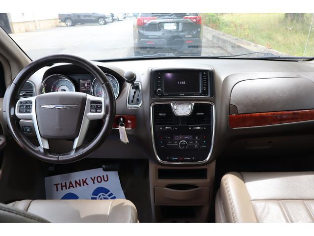 used 2014 Chrysler Town & Country car, priced at $6,499