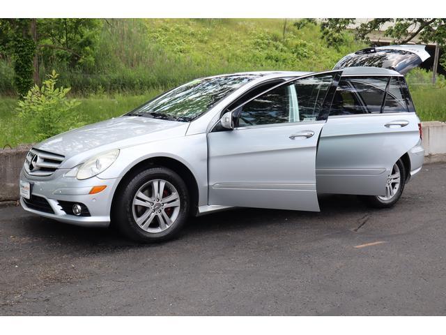 used 2008 Mercedes-Benz R-Class car, priced at $6,999