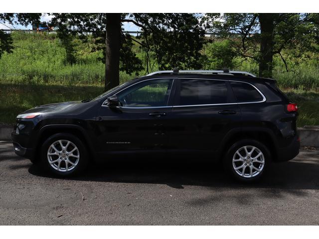used 2014 Jeep Cherokee car, priced at $5,999