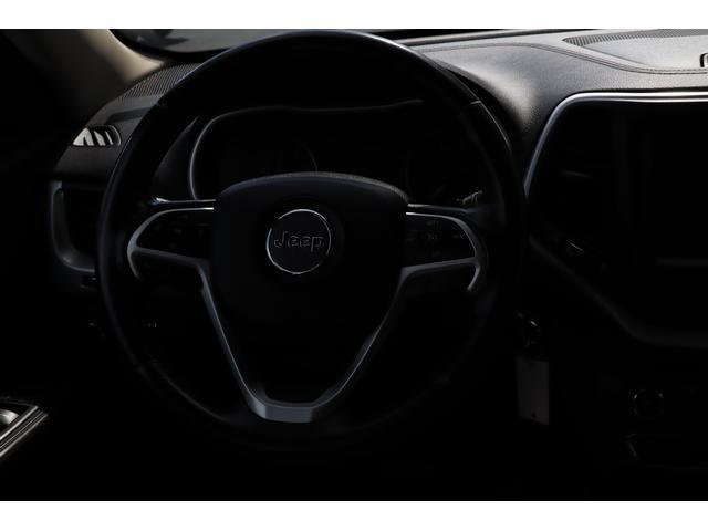 used 2014 Jeep Cherokee car, priced at $5,999