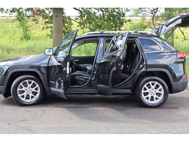used 2014 Jeep Cherokee car, priced at $5,999