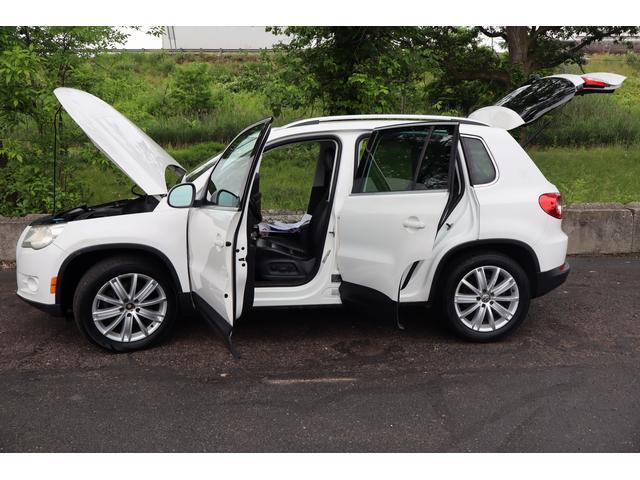used 2009 Volkswagen Tiguan car, priced at $4,999