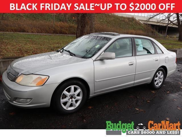 used 2001 Toyota Avalon car, priced at $3,999