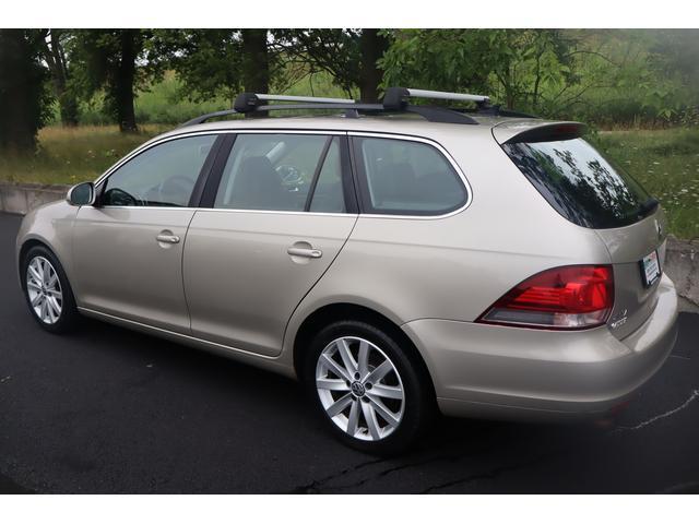 used 2013 Volkswagen Jetta SportWagen car, priced at $5,999