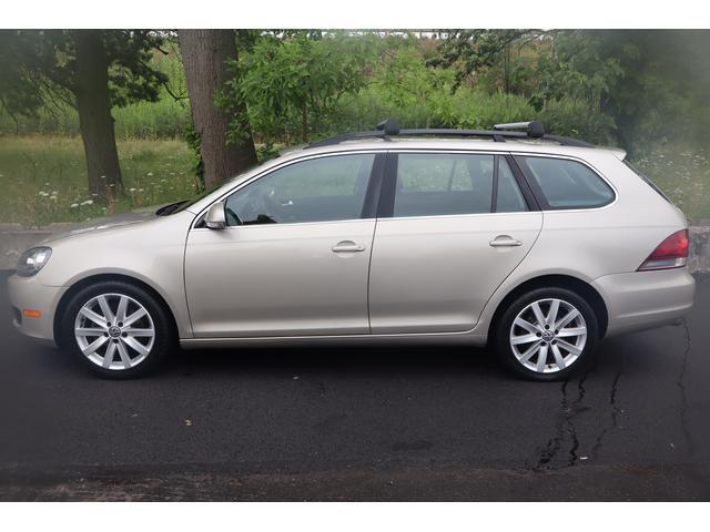 used 2013 Volkswagen Jetta SportWagen car, priced at $5,999